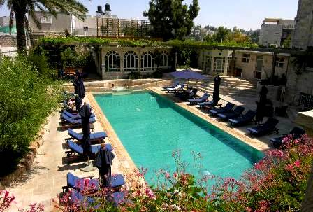פינוקי קיץ במלון אמריקן קולוני,  בירושלים